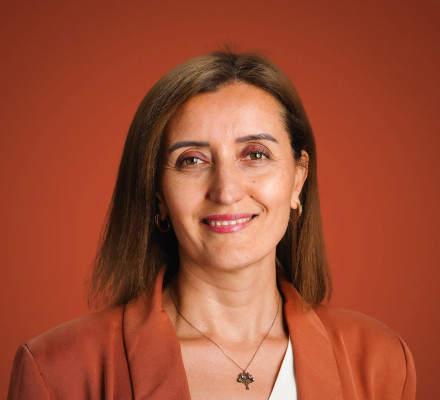Cigdem headshot